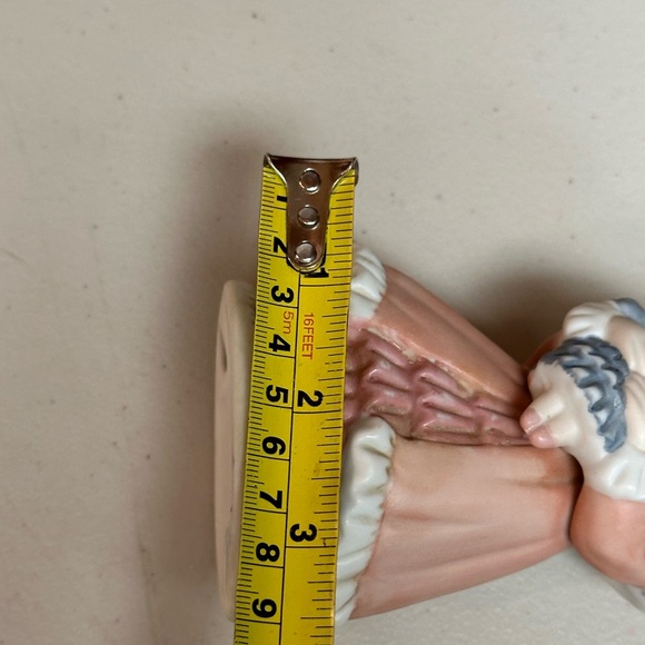 Vintage Home interiors and gifts Porcelain Victorian Girl with doll figurine - Picture 4 of 10